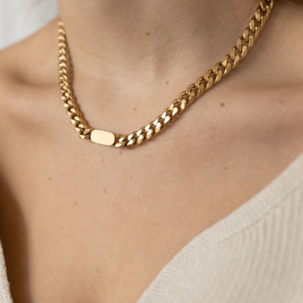 Gold Curb Chain Necklace with Oval Plate - Women's Jewelry